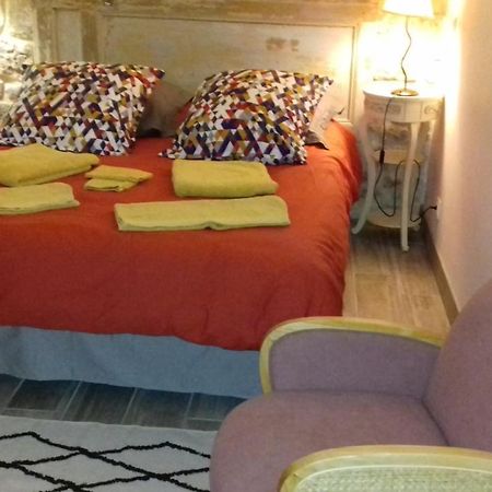 Le Vitrail Chambre Equipee Sans Service Repas Yvetot-Bocage Exterior photo
